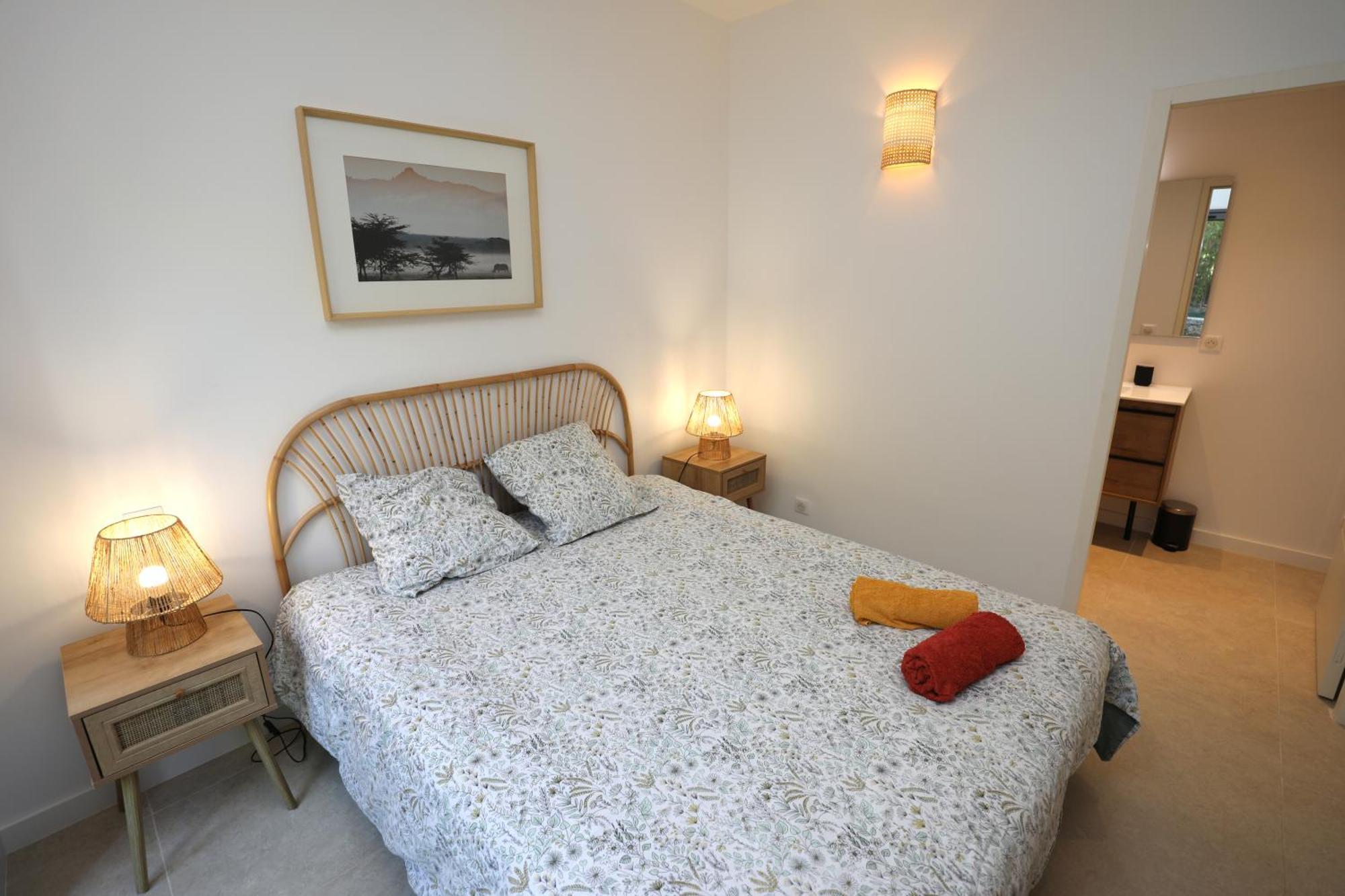 T2 Neuf Sur Jardin Proche Plage Carqueiranne Εξωτερικό φωτογραφία